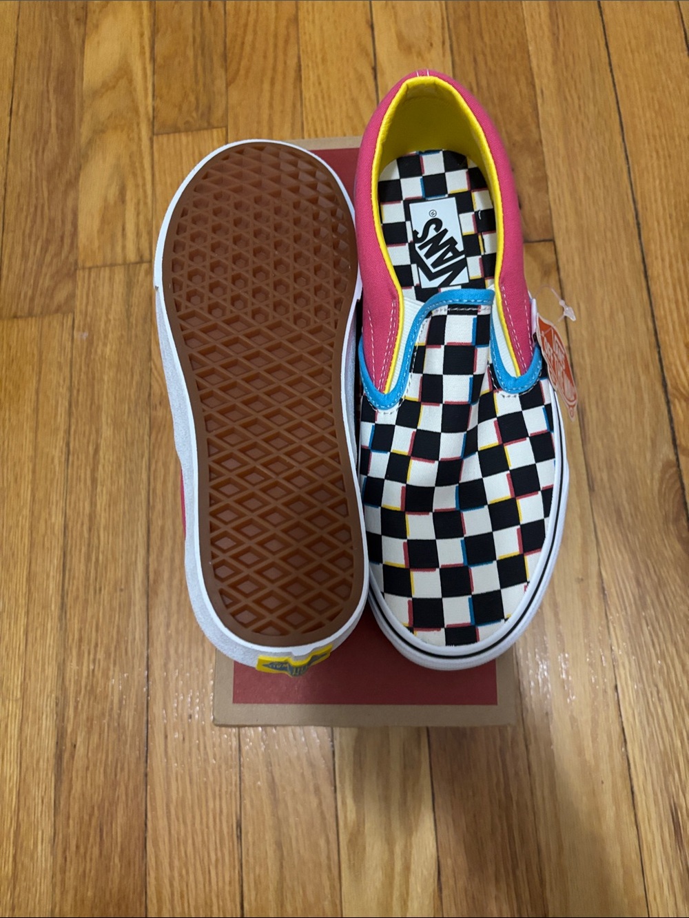 *Brand New* Vans Classic Slip-On Crazy Check Multi-Color Unisex Sneakers - Picture 2 of 6